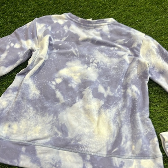 Athleta Girl Cree Neck sweatshirt - Picture 6 of 6